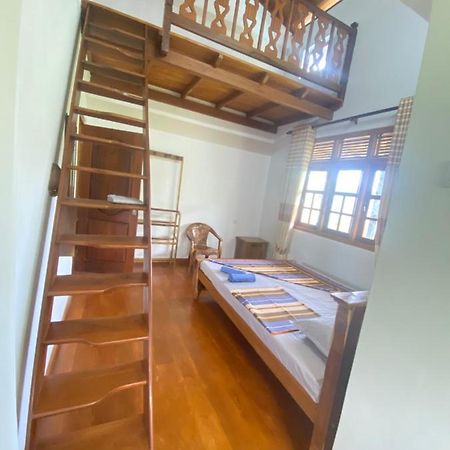 Bed and Breakfast Happy Feet Diyaluma Koslanda Esterno foto