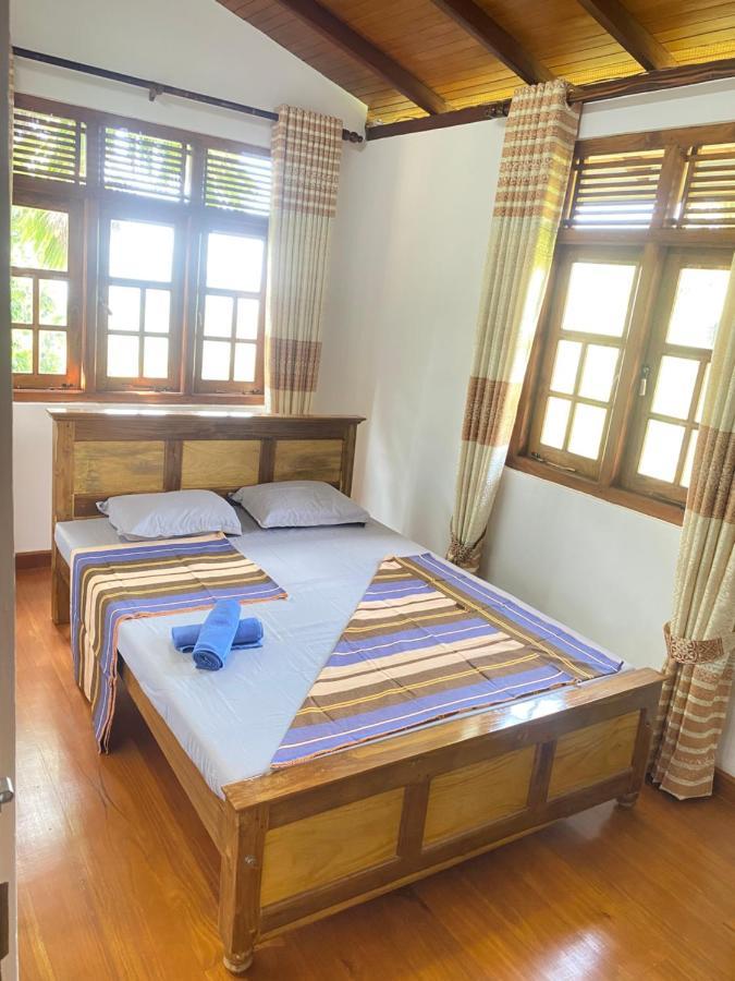 Bed and Breakfast Happy Feet Diyaluma Koslanda Esterno foto